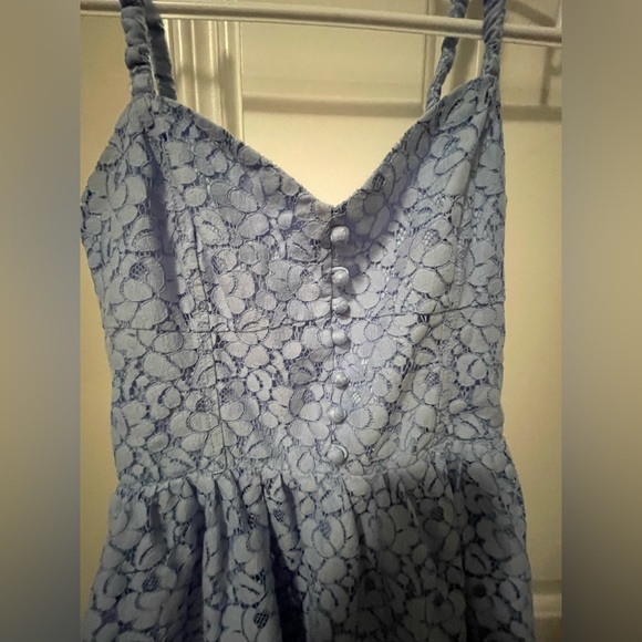 Aritzia Talula Lace Floral Mini Dress 0 - Picture 2 of 3